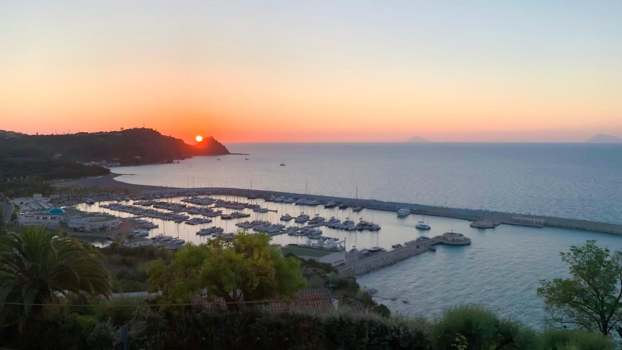 Perla D'Orlando Villa Capo dʼOrlando Kültér fotó