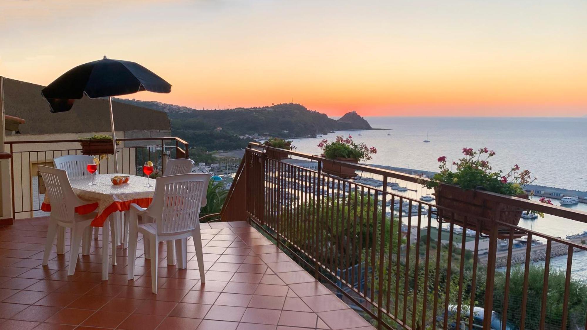 Perla D'Orlando Villa Capo dʼOrlando Kültér fotó